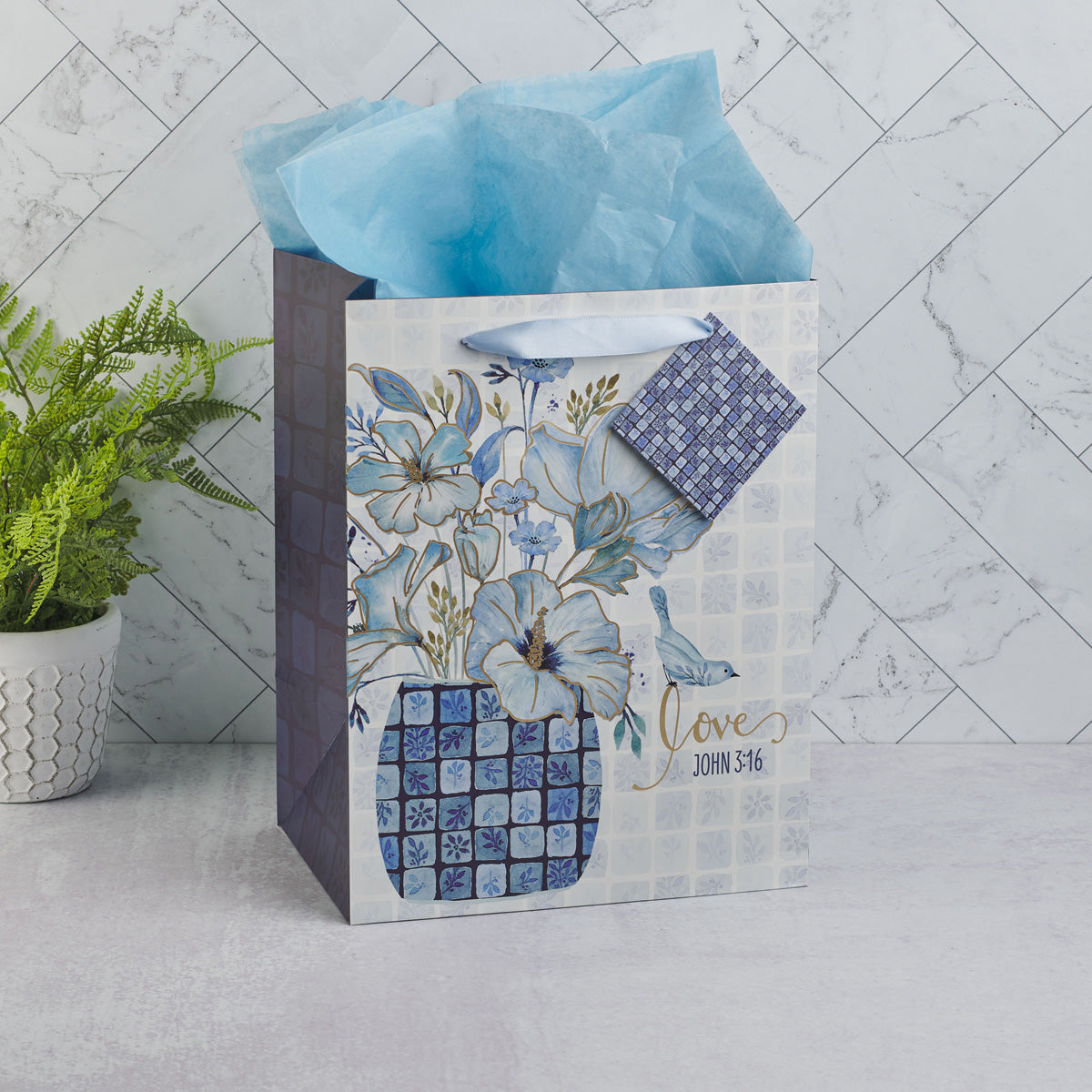Love Portrait Gift Bag with Gift Tag