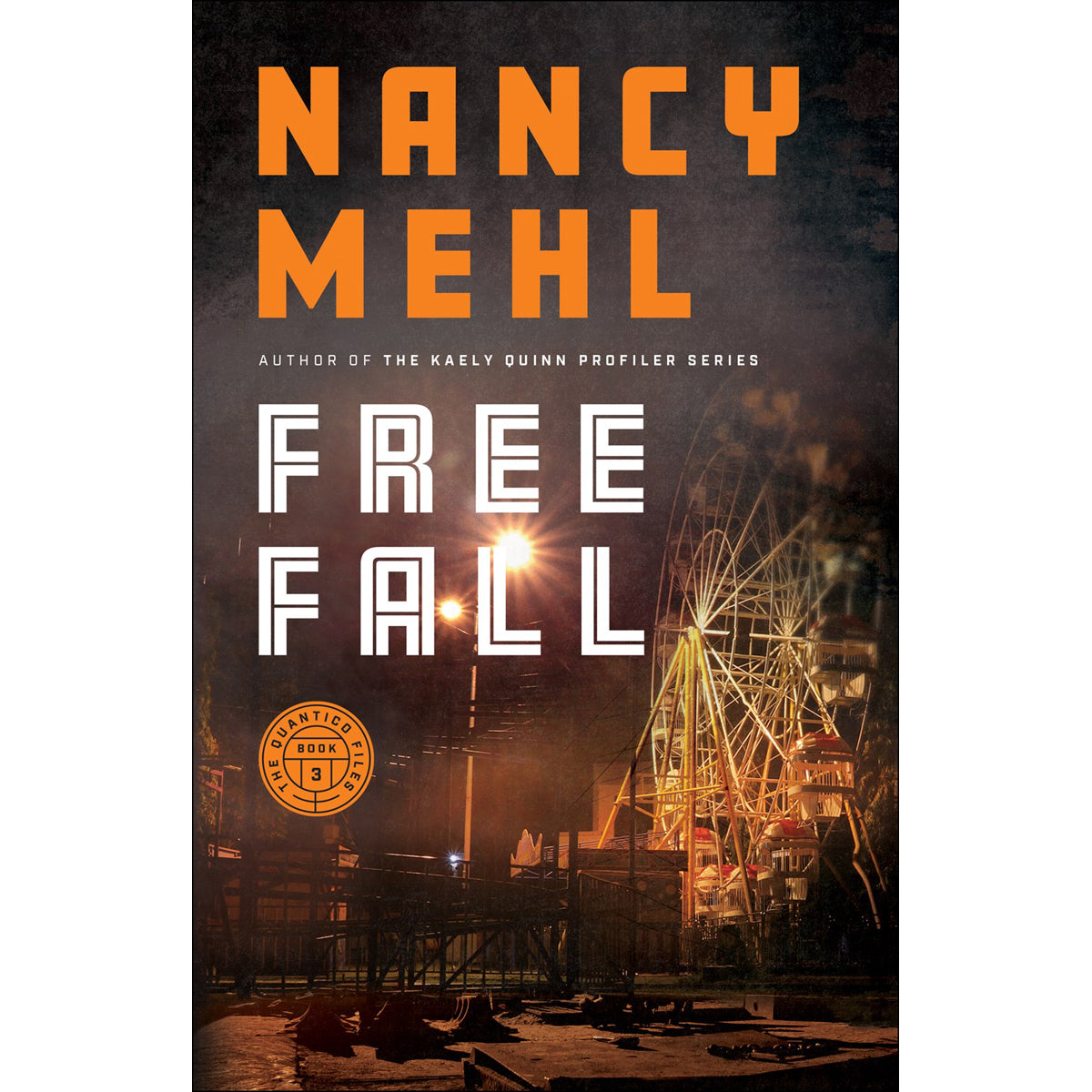 Free Fall (3 The Quantico Files)(Paperback)