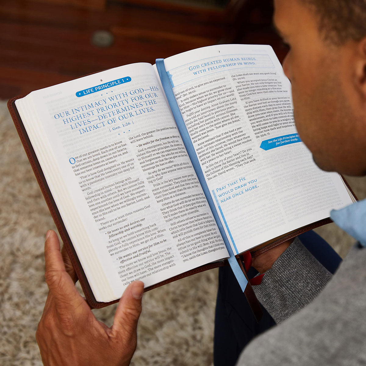 NASB Charles F. Stanley Life Principles Bible 2nd Edition Black (Comfort Print)(Imitation Leather)