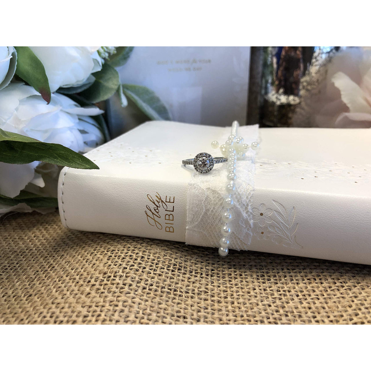 KJV Bride's Bible Red Letter Edition White (Comfort Print)(Imitation Leather)