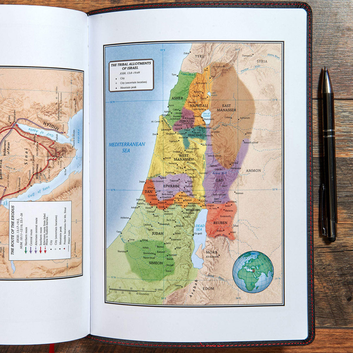 KJV Reference Bible Super Giant Print Black (Imitation Leather)