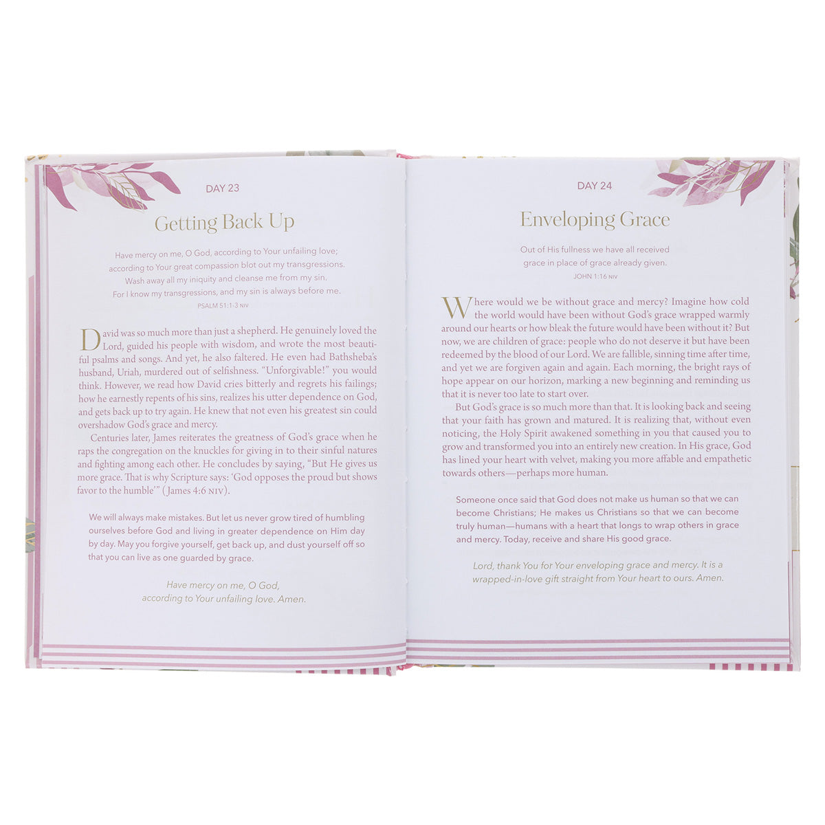 Experiencing God's Blessings: 365 Devotions for Women (Hardcover)