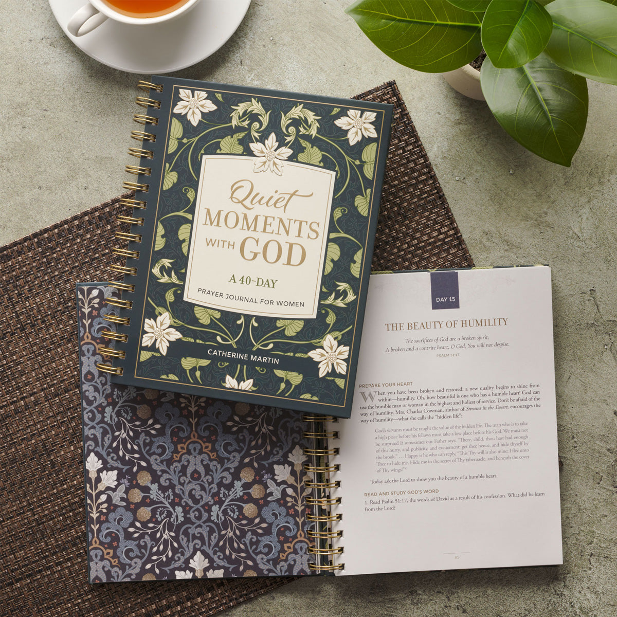 Quiet Moments with God (Spiral-Bound)