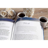 Daily Strength For Couples: A 365-Day Devotional (Imitation Leather)